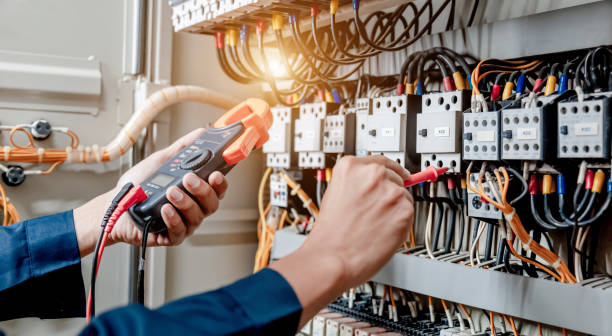 Best Electrical Outlet Repair  in Oakdale, NY